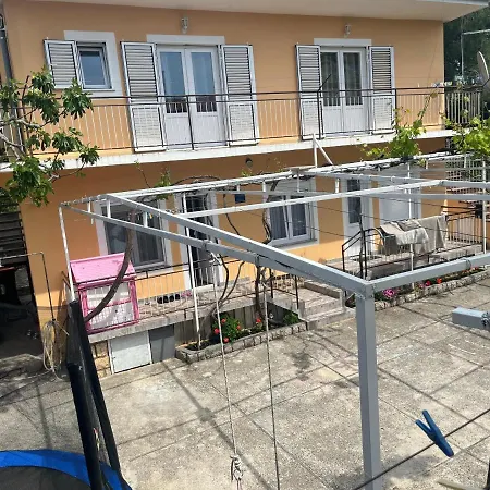 Apartman Tome
